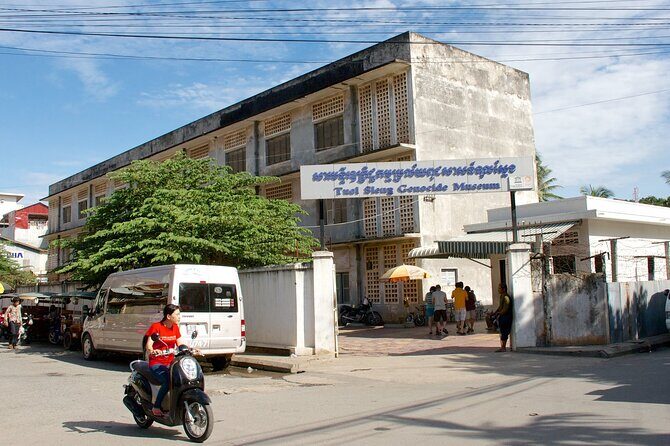 Phnom Penh Full Day Private Tour By Tuk Tuk or Taxi Car - Final Thoughts