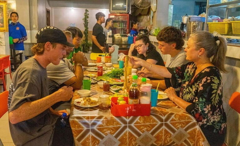 Phnom Penh: Night Foodie Tour by Tuk Tuk with Drinks - Real Traveler Insights