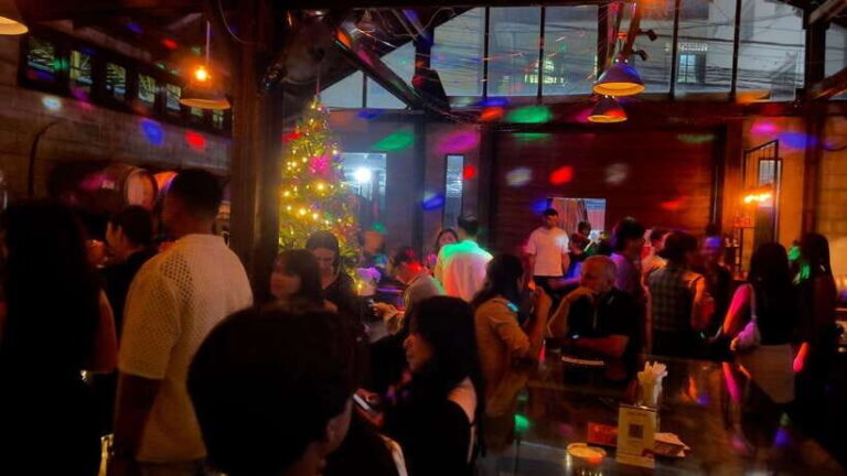 Phnom Penh: Nightlife Hidden Local Bars Tour - The Practicalities