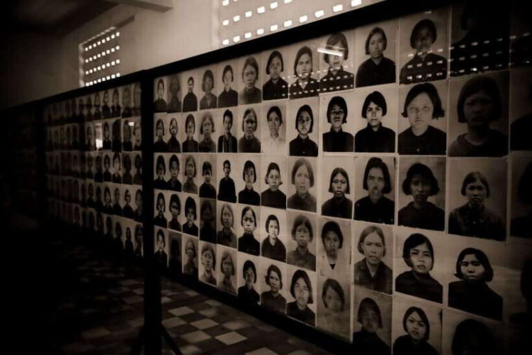 Phnom Penh private tour Tuol Sleng & Choeng Ek Killing Field - Transportation, Timing, and Value
