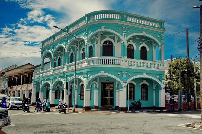 Phuket City Tour Sightseeing and Night Market Everyday - Exploring Phuket Old Town