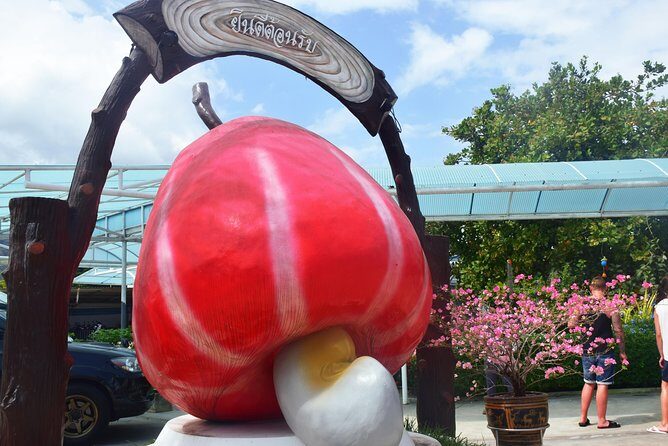 Phuket City Tour: Wat Chalong, Big Buddha and Landmark - How the Tour Works and What You’ll Experience