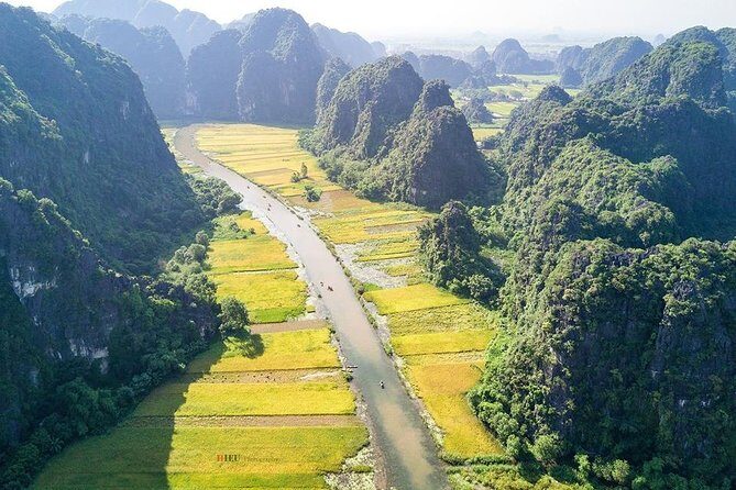 Premium Hoa lu - Trang An - Mua Cave with Buffet Lunch from Hanoi - Who Should Consider This Tour?