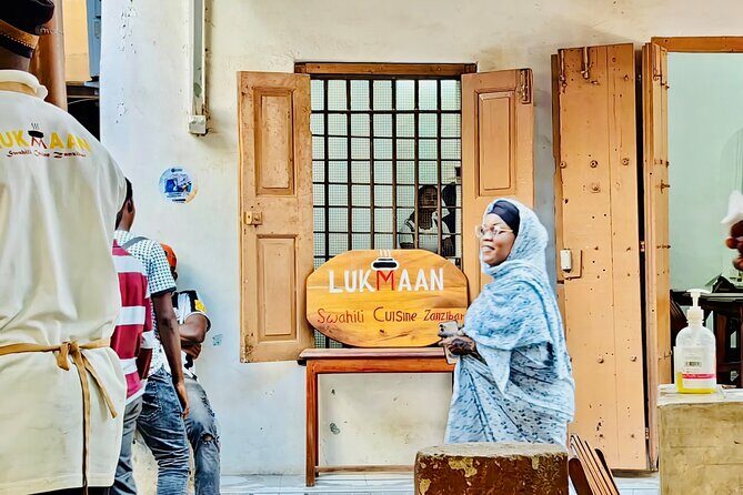 Prison Island Nakupenda and Stone Town Tour with Seafood Lunch - Exploring Stone Town – A Cultural Tapestry