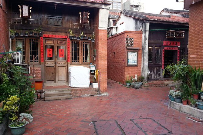 Private 2-Day Sun Moon Lake, Puli and Lukang Tour - A Deep Dive into What You Can Expect