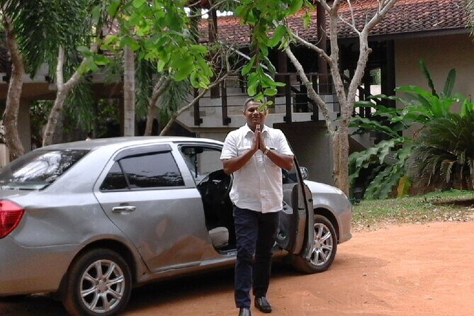 Private arrival transfer from the Airport to your booked hotel in Negombo - An In-Depth Look at the Private Airport Transfer Experience