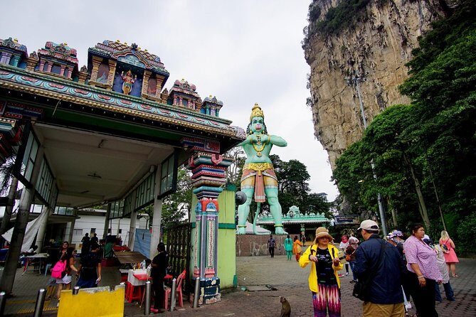Private Batu Caves, National Mosque & Religious Tour with Lunch - What Makes This Tour Stand Out?