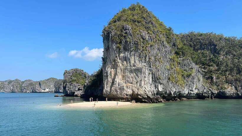 Private boat- Lan Ha Bay Half Day Tour with kayaking - Discovering Lan Ha Bay: An Authentic Scenic Escape