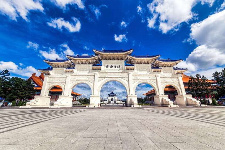 Private Car: 8-Hour Customized Taipei City Exploration! - Exploring Taipei on Your Terms: An In-Depth Review
