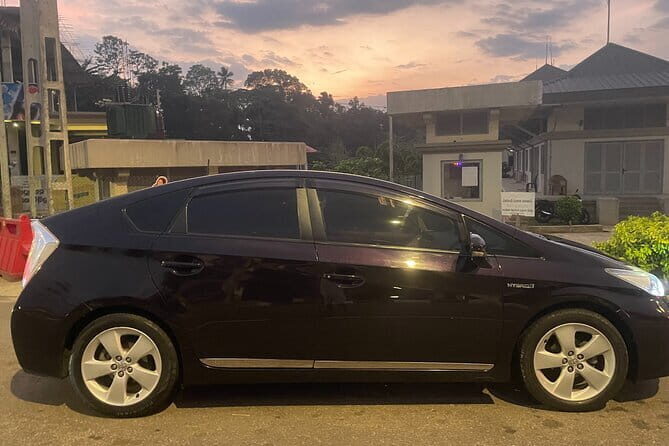 Private Car and Driver Hire in Sri Lanka  Chauffeur Services - The Sum Up