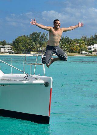 Private Charter Full Day Cruise: Île aux Cerfs - Who Will Love This Tour?