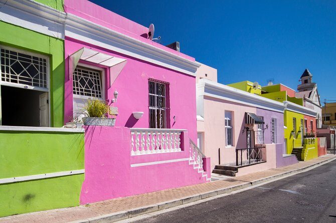 Private city tour in Cape Town with pickup - The Treasure of the Guide and Transportation