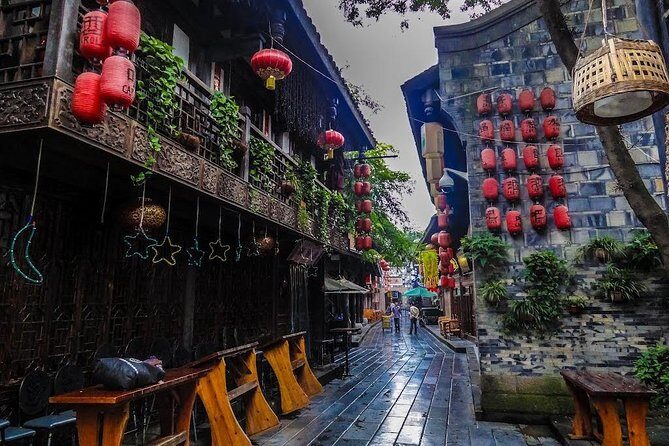 Private Day Tour: Chengdu Wuhou Temple, Jili and Dujiangyan Irrigation System - Practical Tips and Considerations