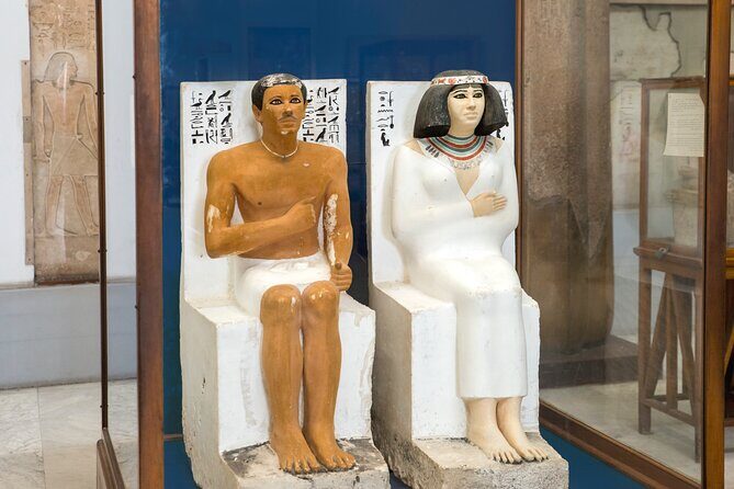 Private Day Tour of Pyramids, Egyptian Museum and Khalili Bazaar - The Sum Up