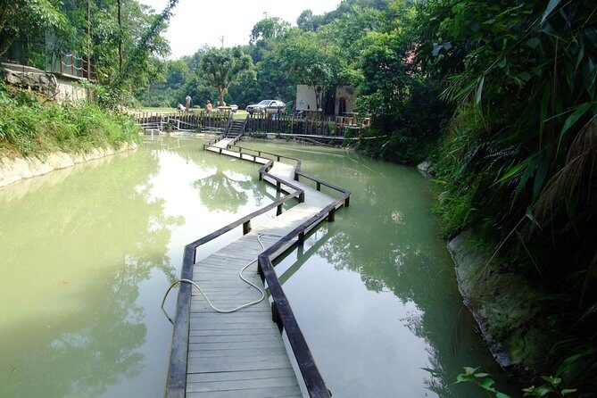 Private Day Tour to Gulong Canyon Glass Bridge from Guangzhou - Who Will Love This Tour?