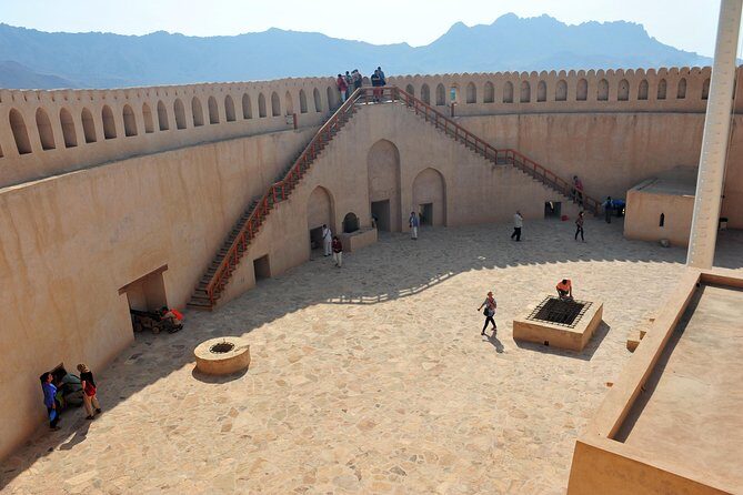 Private Day Trip to Nizwa, Jabal Akhdar (Green Mountain) & Birkat Al Moz - Practical Details on Transportation, Timing, and Costs