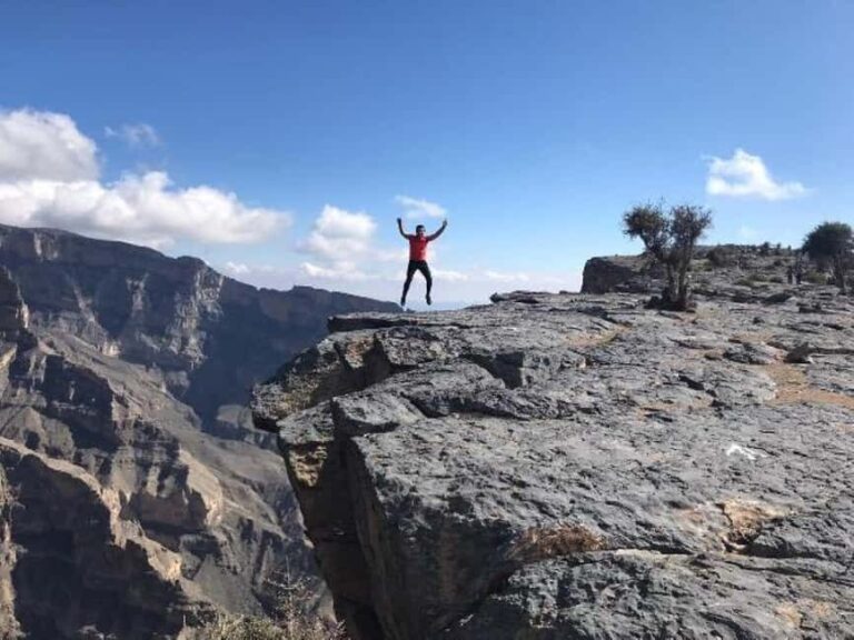 Private Day Trip to Nizwa & Jabal Shams (Grand Canyon) - Discovering Oman’s Cultural Heart in Nizwa