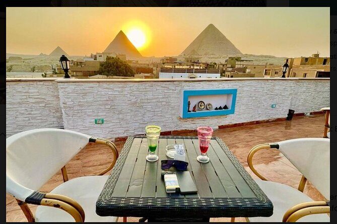 Private Dinner with Sound and Light Show in Nazlet El Samman - What We Like Most
