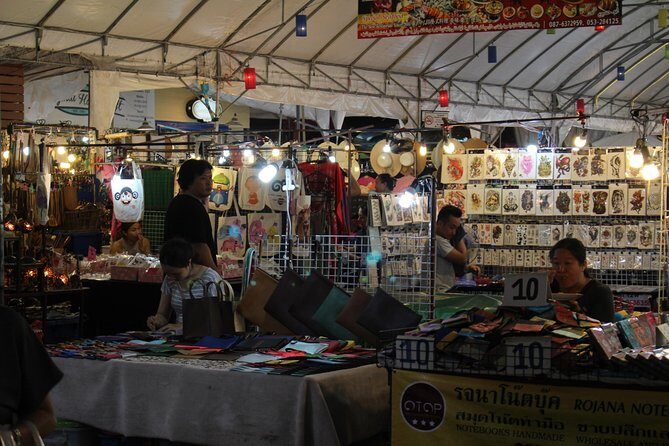 Private Evening! Crisscross Chiang Mai's Night by the classic Tuk Tuk - Practical Tips for Travelers