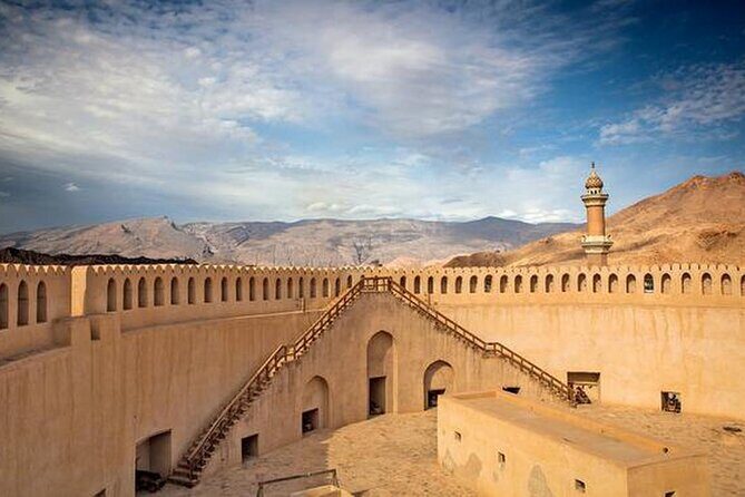 Private Explore Oman Grand Canyon, Jebel Shams and Nizwa - Who Should Consider This Tour?