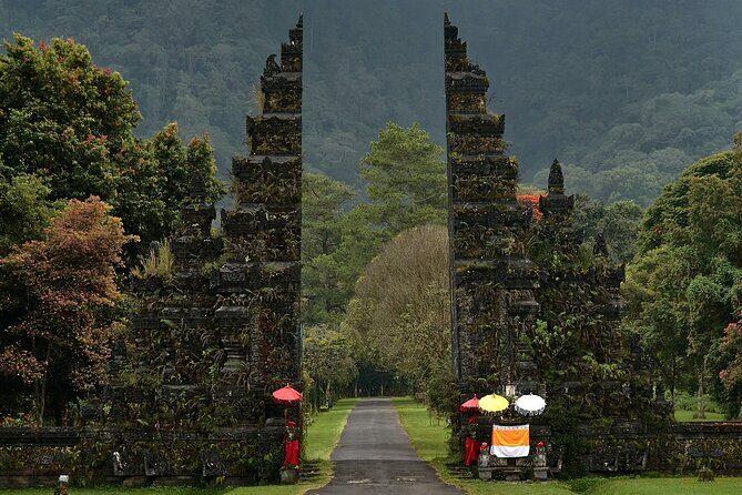 Private Full-Day Handara, Ulun Danu, Jatiluwih and Tanah Lot Tour - Transportation and Guide Experience
