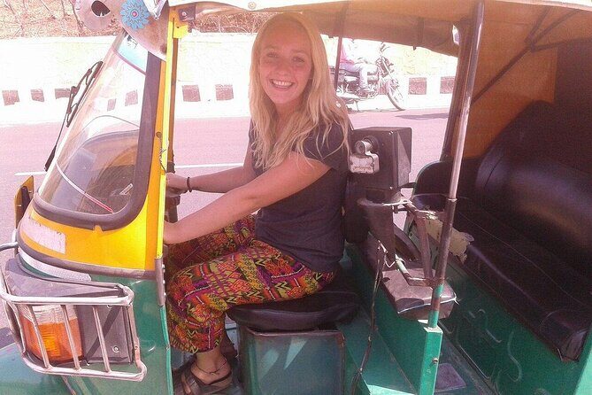 Private Full-Day Jaipur Sightseeing Tour by Tuk-Tuk - The Experience of Traveling by Tuk-Tuk