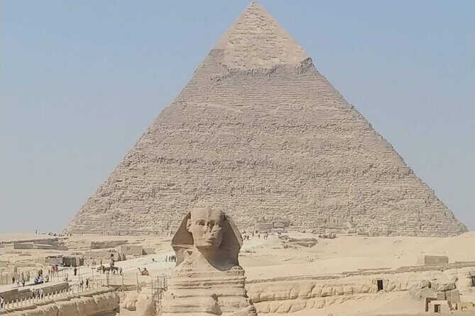 Private Full-Day Tour in Giza Pyramids and Museums from Cairo - The Buzz and Bustle of Khan El Khalili Bazaar