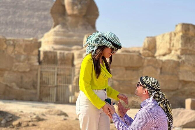 Private Full Day Tour To Giza Pyramids, Saqqara and Dahshur - The Iconic Sphinx: A Close-Up Encounter