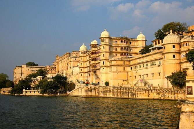 Private Full-Day Tour to Ranakpur and Kumbalgarh from Udaipur - Authentic Experiences and Authentic Value