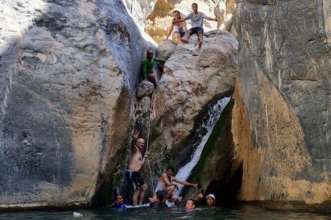 Private Full Day Wadi Dham Tour - Authentic Experiences & Genuine Reviews