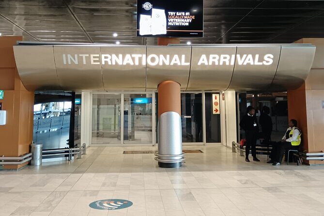 Private Group 4-13 passengers Cape Town Airport Transfers - Value for Money