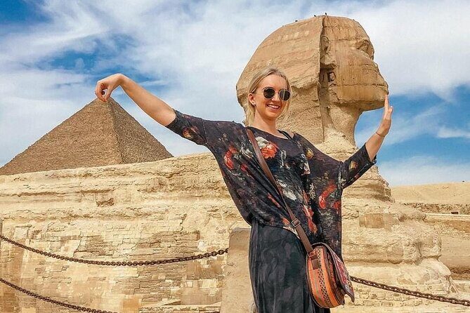 Private guided half Day tour to Pyramids Of Giza from Cairo - The Sphinx and the Giza Plateau: Iconic Landmarks