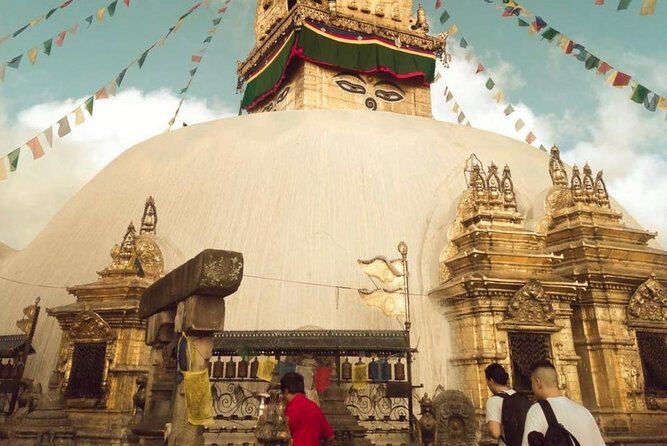 Private Guided Tour in Swayambhunath Stupa - Authenticity and Visitor Feedback: What Travelers Say