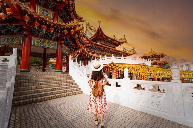 Private Half-Day Temples and Cultural Tour in Kuala Lumpur - Masjid Negara: Modern Islamic Architecture