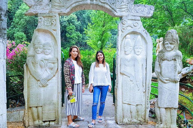 Private Half-Day Tour to Jeita Grotto and Harissa from Beirut - Visiting Jeita Grotto: Marvel at Nature’s Limestone Art