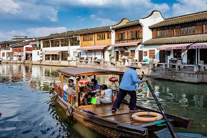 Private Half Day Tour: Zhujiajiao Water Town with Gondola Ride - Exploring Zhujiajiao’s Historic Charm