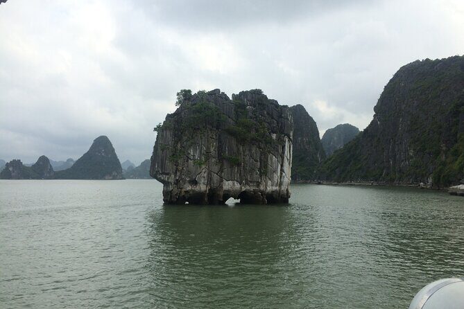 Private Halong Bay Tour With Lunch, Cave, Kayaking, Swimming - Highway Transfer - Why Travelers Love This Tour