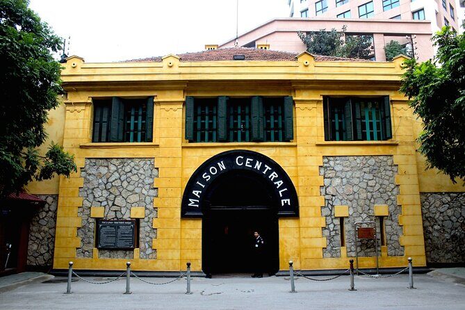 Private Hanoi City Half-Day Tour with Train Street Visiting - The Value of this Tour in Context