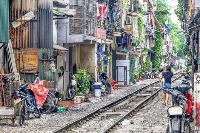 Private Hanoi Walking Tour Through a Train Street - Analyzing the Value