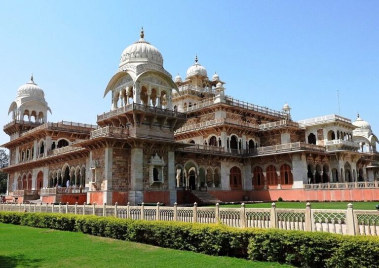 Private Jaipur sightseeing Tour by Car - All Inclusive - Who Will Benefit Most from This Tour?