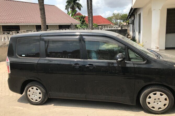 Private Kilimanjaro Airport Transfer to or from Tanzania - Who Should Consider This Transfer?