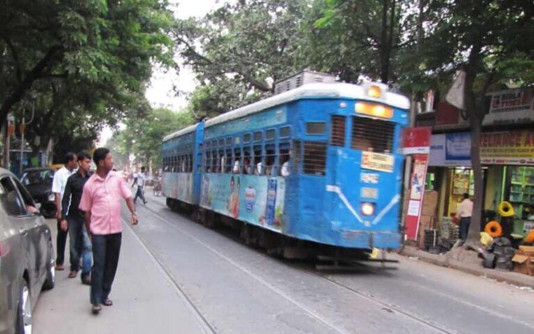 Private Kolkata Tour with Victoria Memorial & Tonga Ride - The Itinerary Breakdown