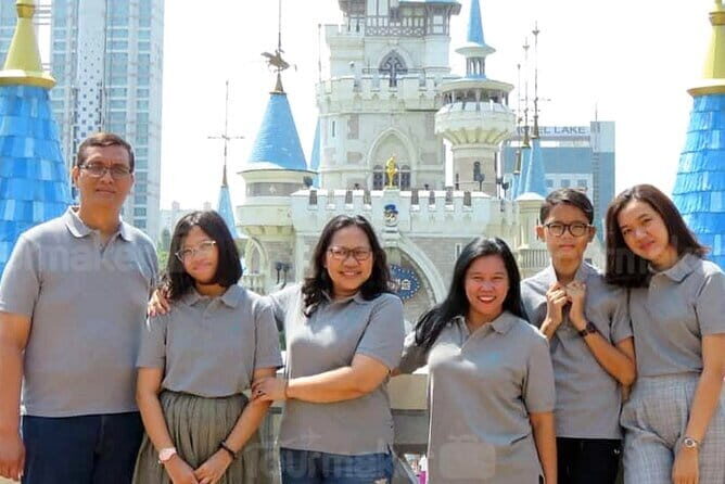 Private Lotte world 1 day pass + Round Transfer In Seoul - How the Itinerary Unfolds