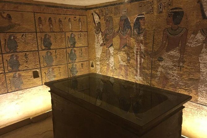 private Luxor Day-( kings valley, Hatshipsut temple, Memnon, Karnak temples) - Exploring the Luxor Highlights