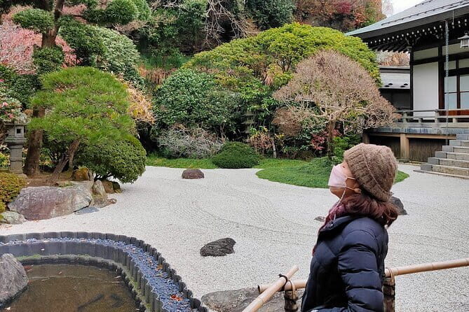 Private Old Temples Guided Tour in Kamakura - The Spiritual Heart: Tsurugaoka Hachimangu Shrine