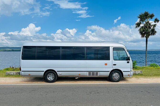 Private Round Tour in Sri Lanka with Vehicle - Practical Tips