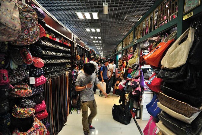 Private Shopping Tour in Beijing - Detailed Breakdown of the Itinerary