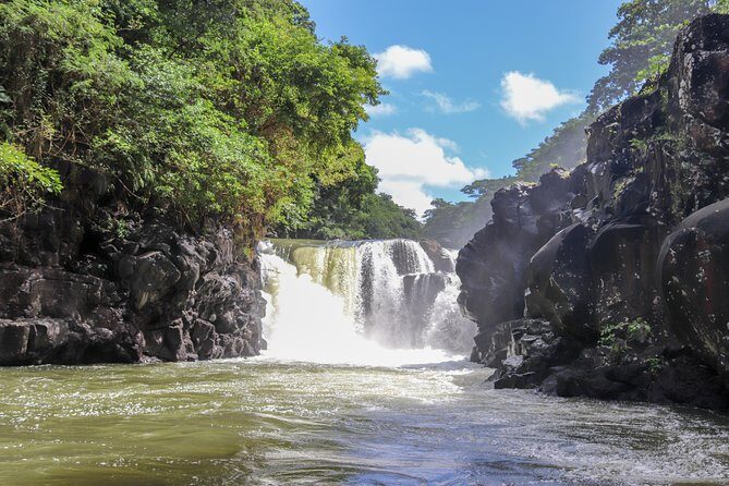 Private speed boat to ile aux cerfs - Why This Tour Stands Out