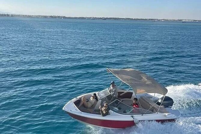 private speedboat 3 hours to dolphin house - Hurghada - Analyzing the Value