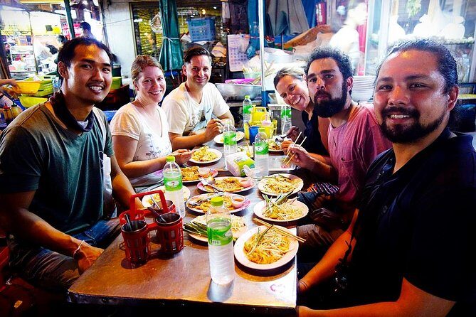 PRIVATE - STEET FOOD TOUR CHINA TOWN incl. food and drinks - The Drawbacks & Considerations